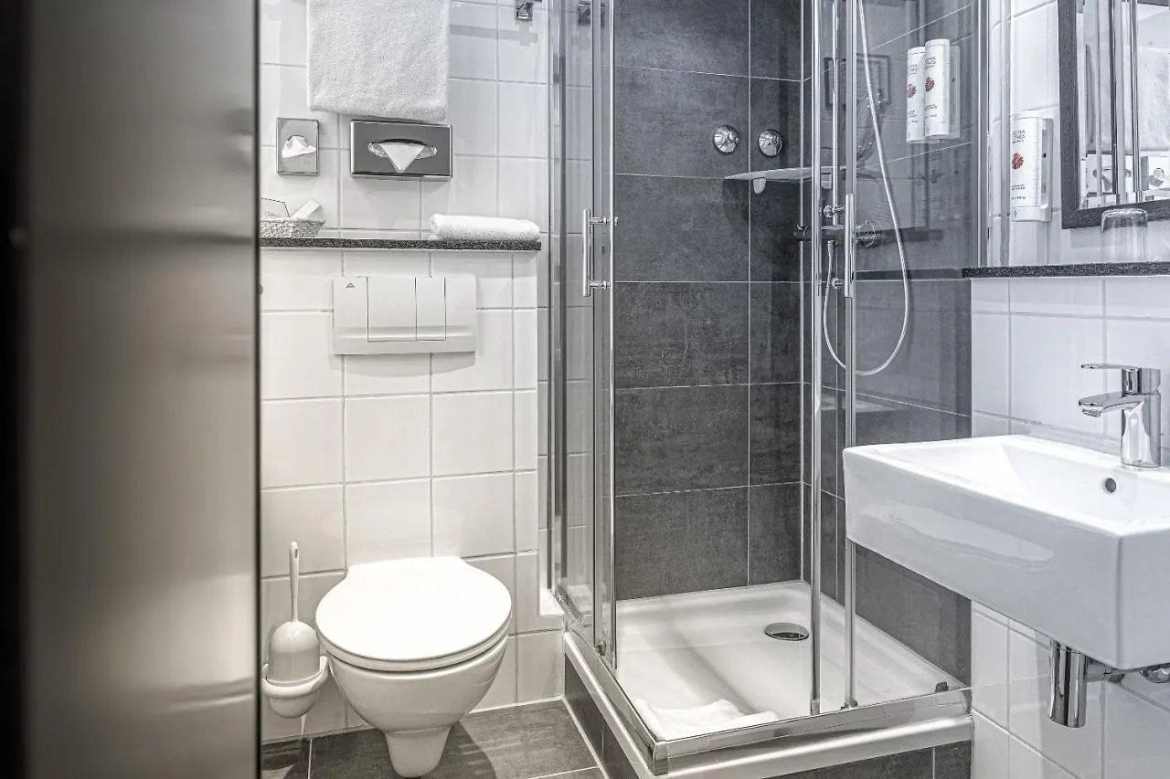 Ramada By Wyndham Frankfurt Central Station フランクフルト ホテル